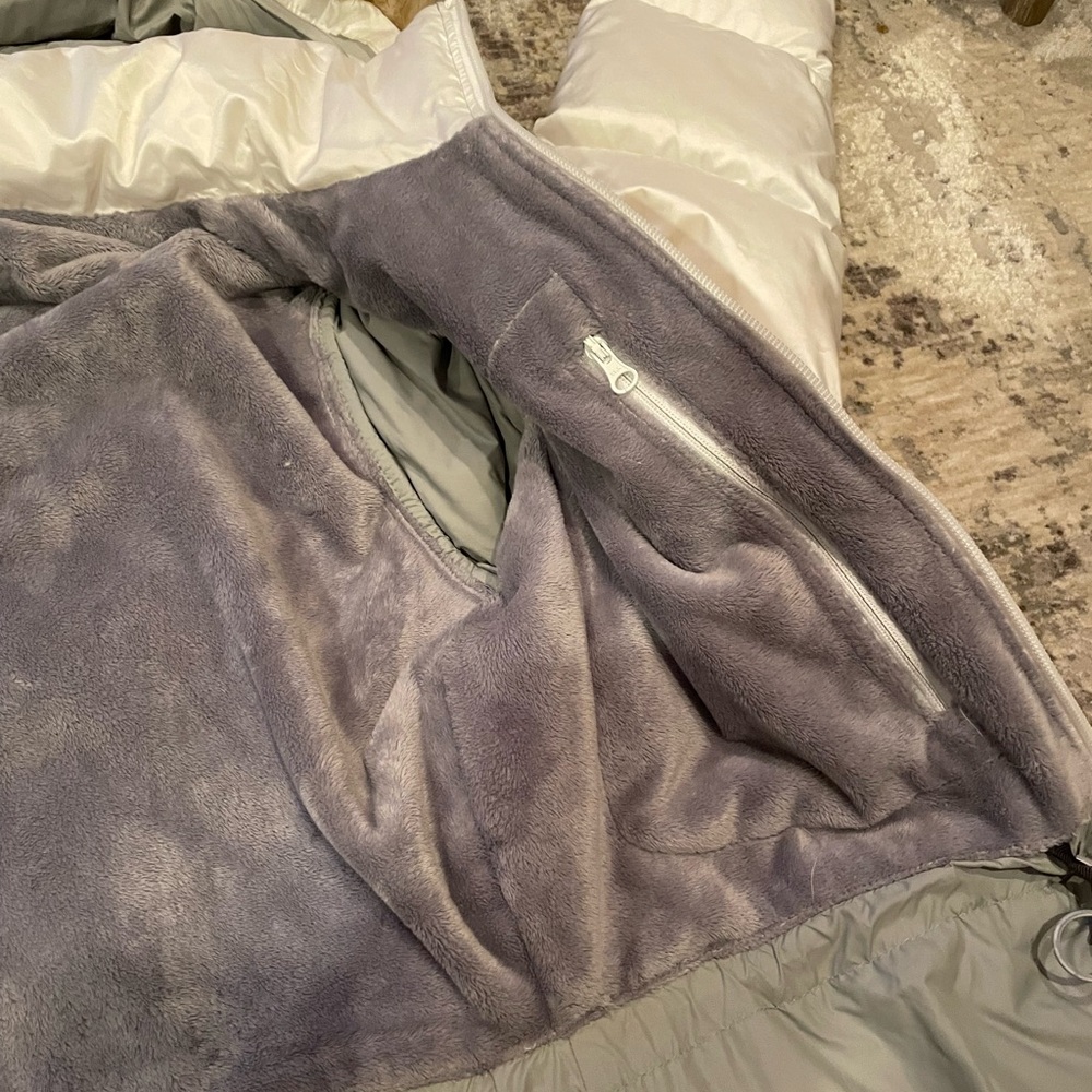 Women’s S-down coat excellent condition - Picture 5 of 10